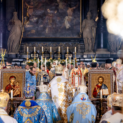 byzantinisches Pontifikalamt Stephansdom / Erzdiözese Wien/ Schönlaub byzantinisches Pontifikalamt Stephansdom